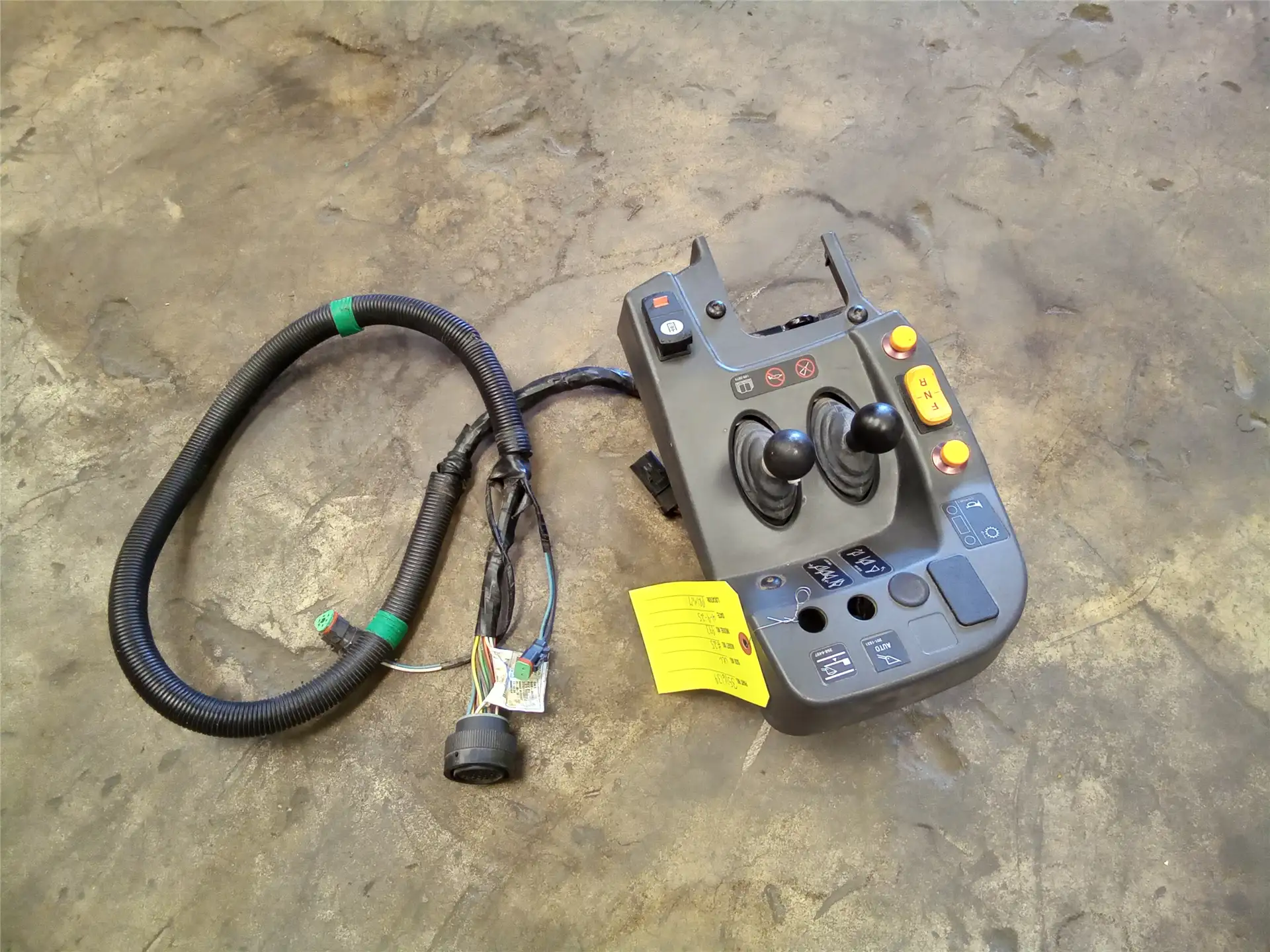 USED CONTROL GP image