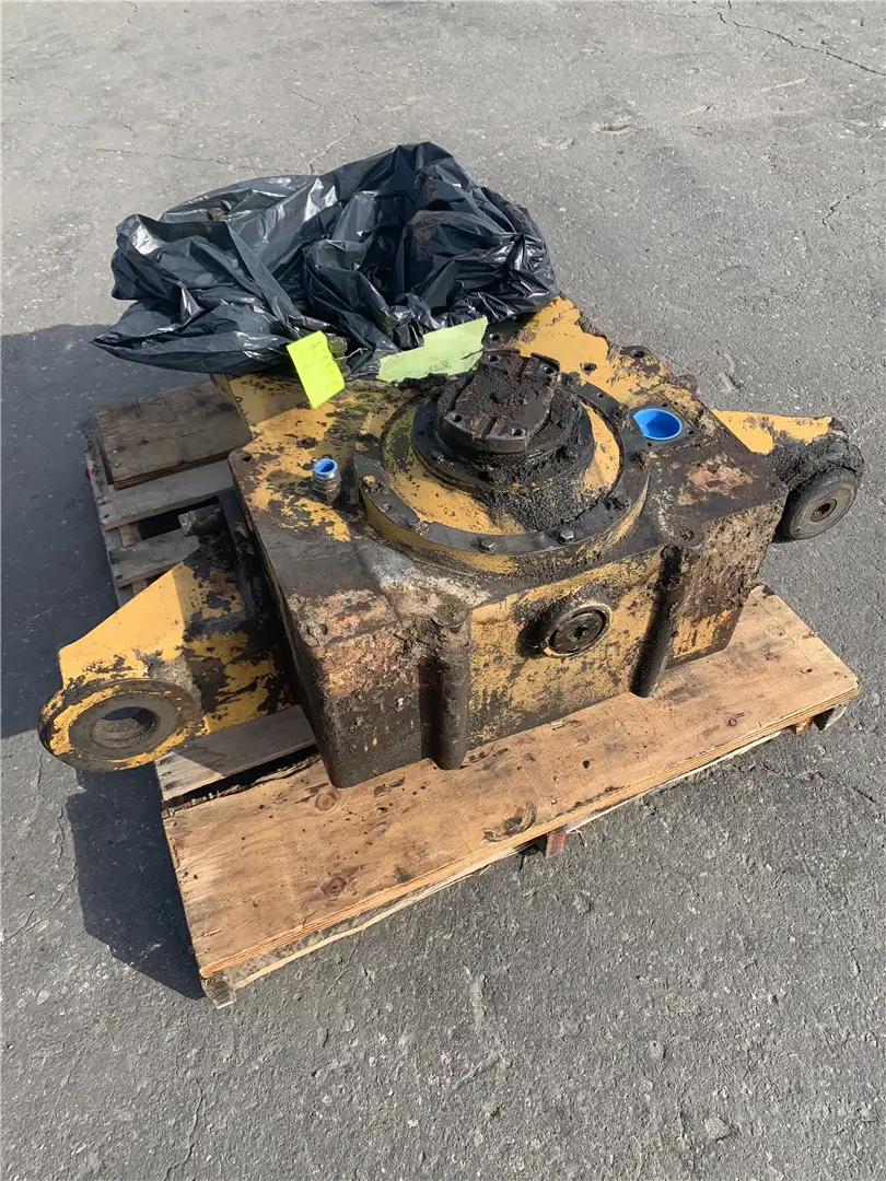 USED TRANSFER CASE image