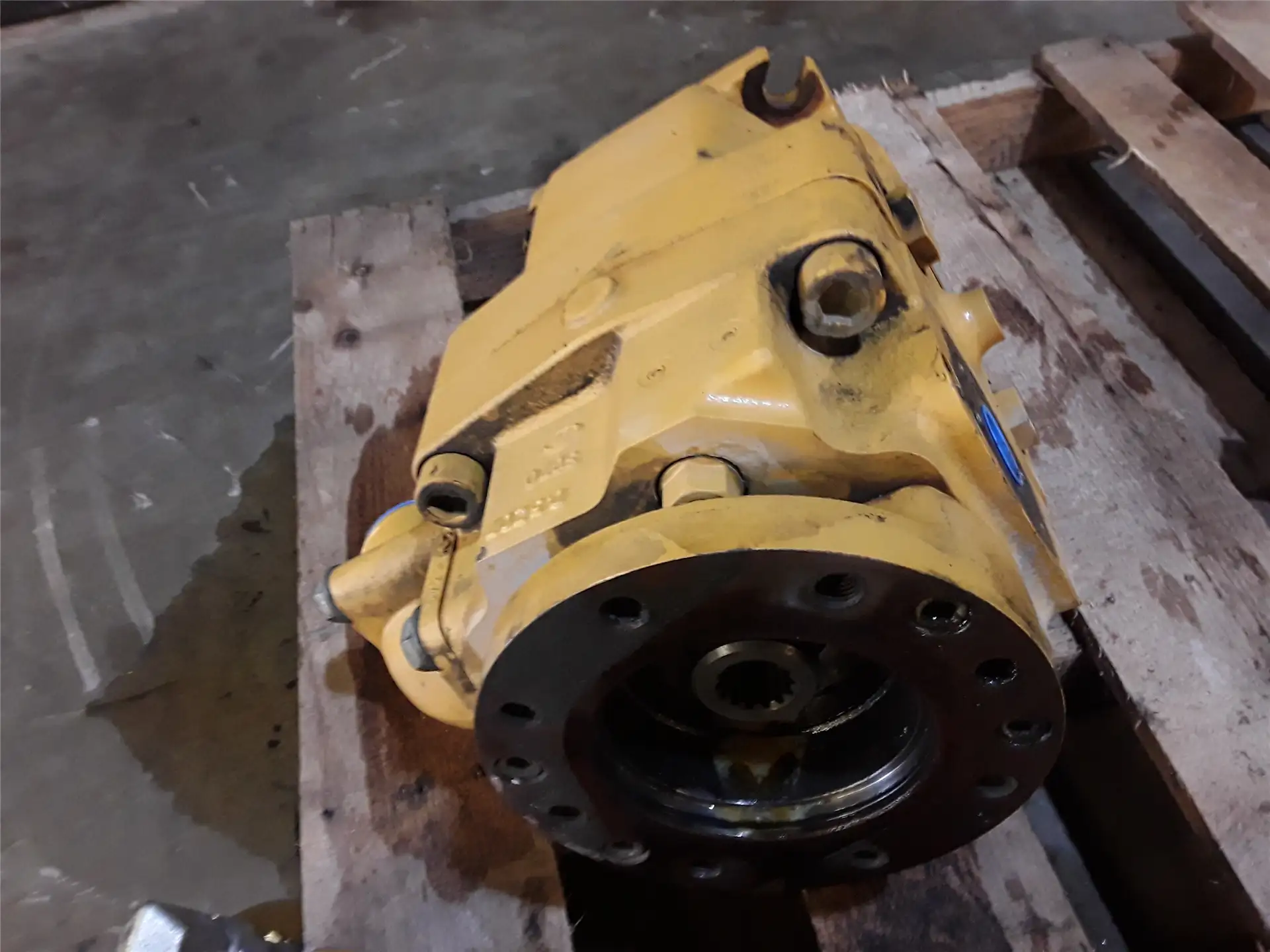USED PUMP IMPLEMEN image