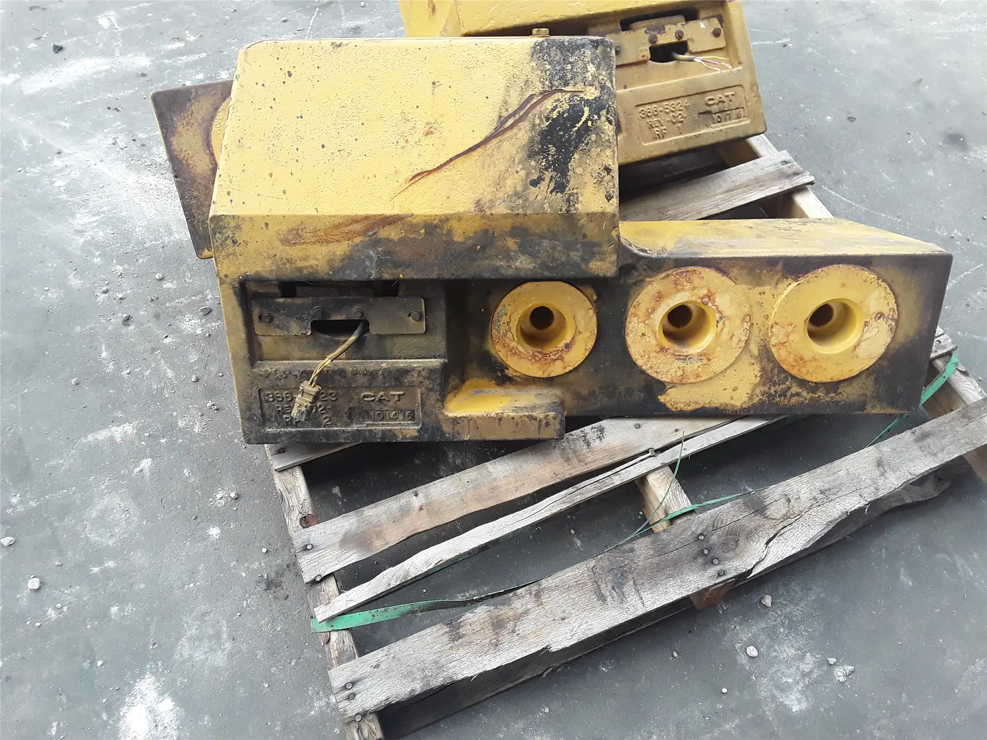USED RH COUNTER WE image