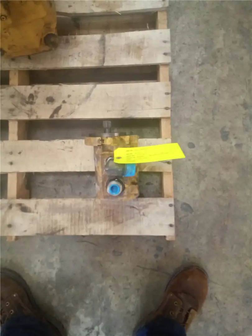 USED GEAR PUMP image