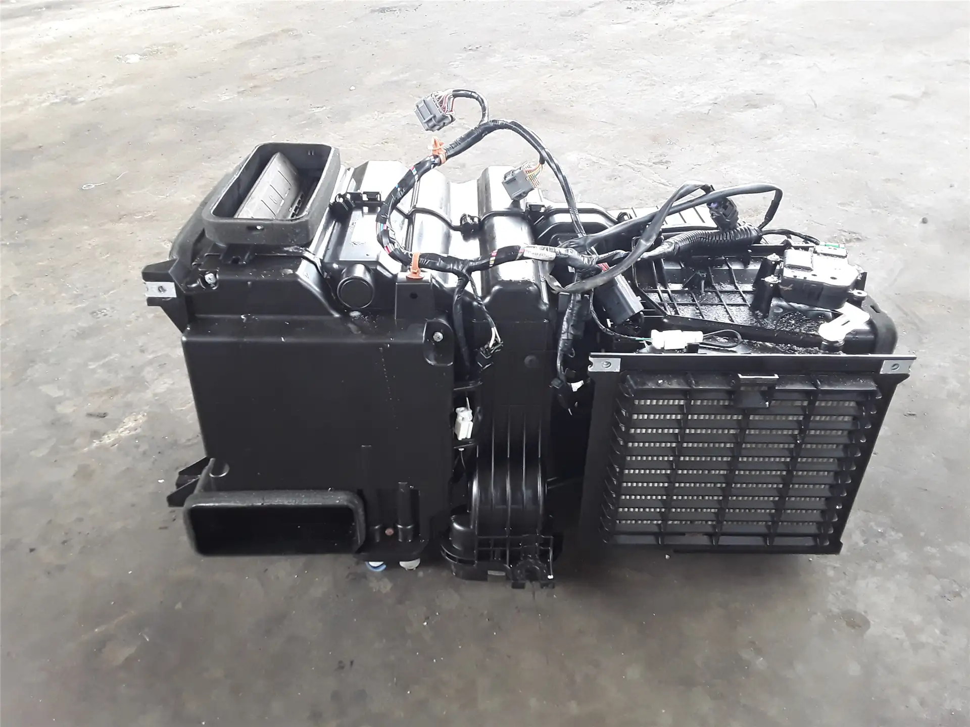 USED AIR CONDITION image