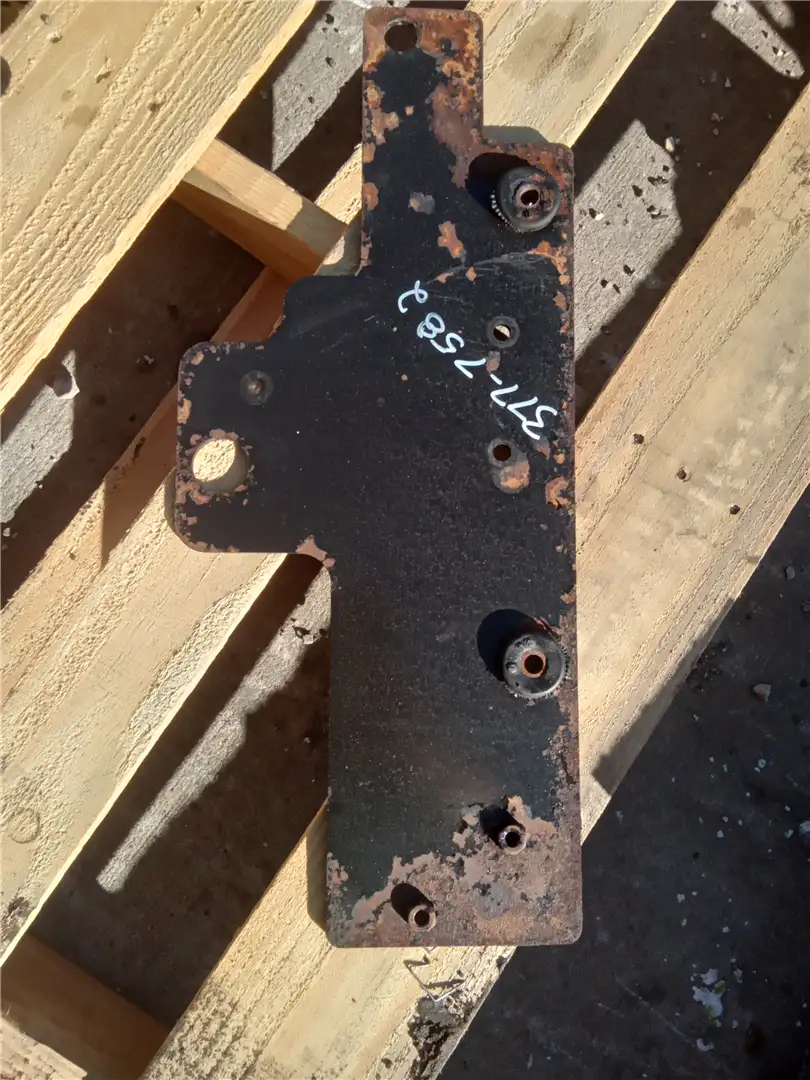 USED PLATE image