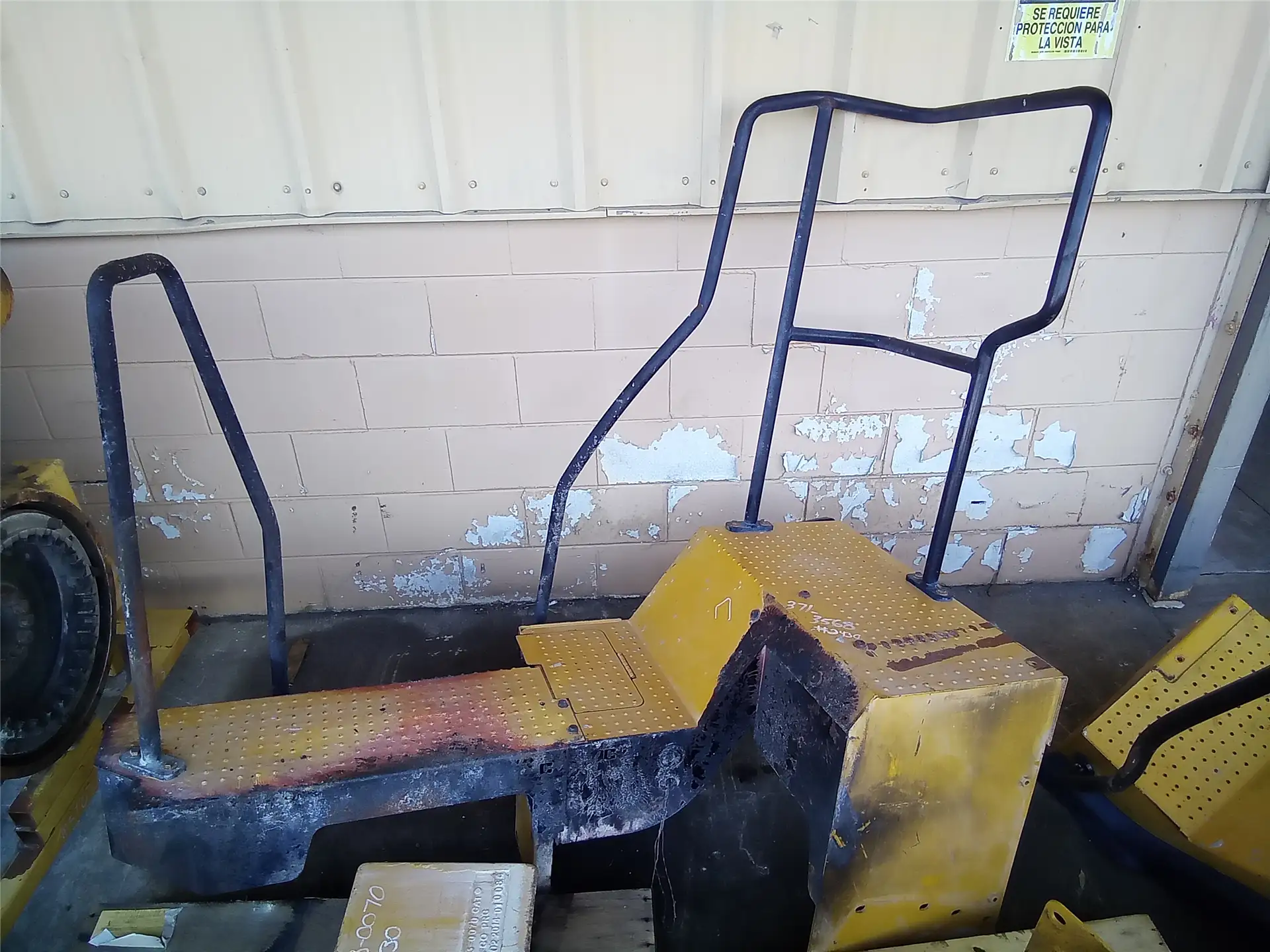 USED WALKWAY image