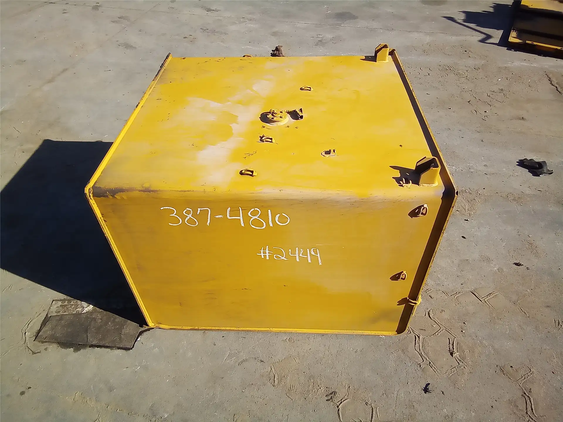 USED FUEL TANK image