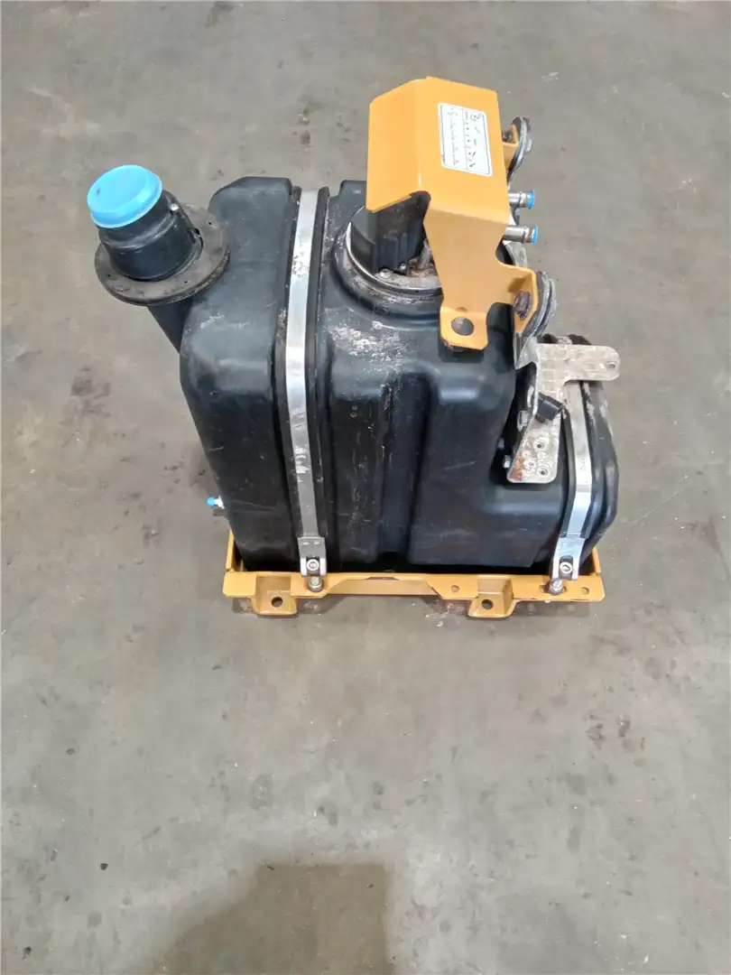 USED DEF TANK GP image