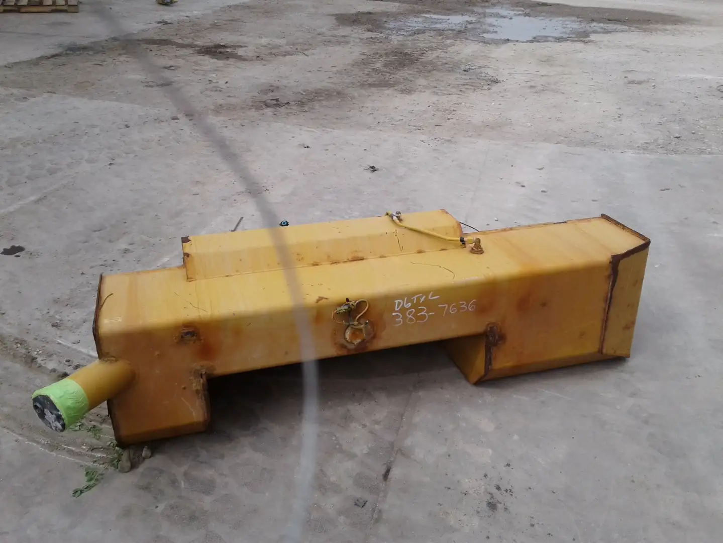 USED FUEL TANK AS image