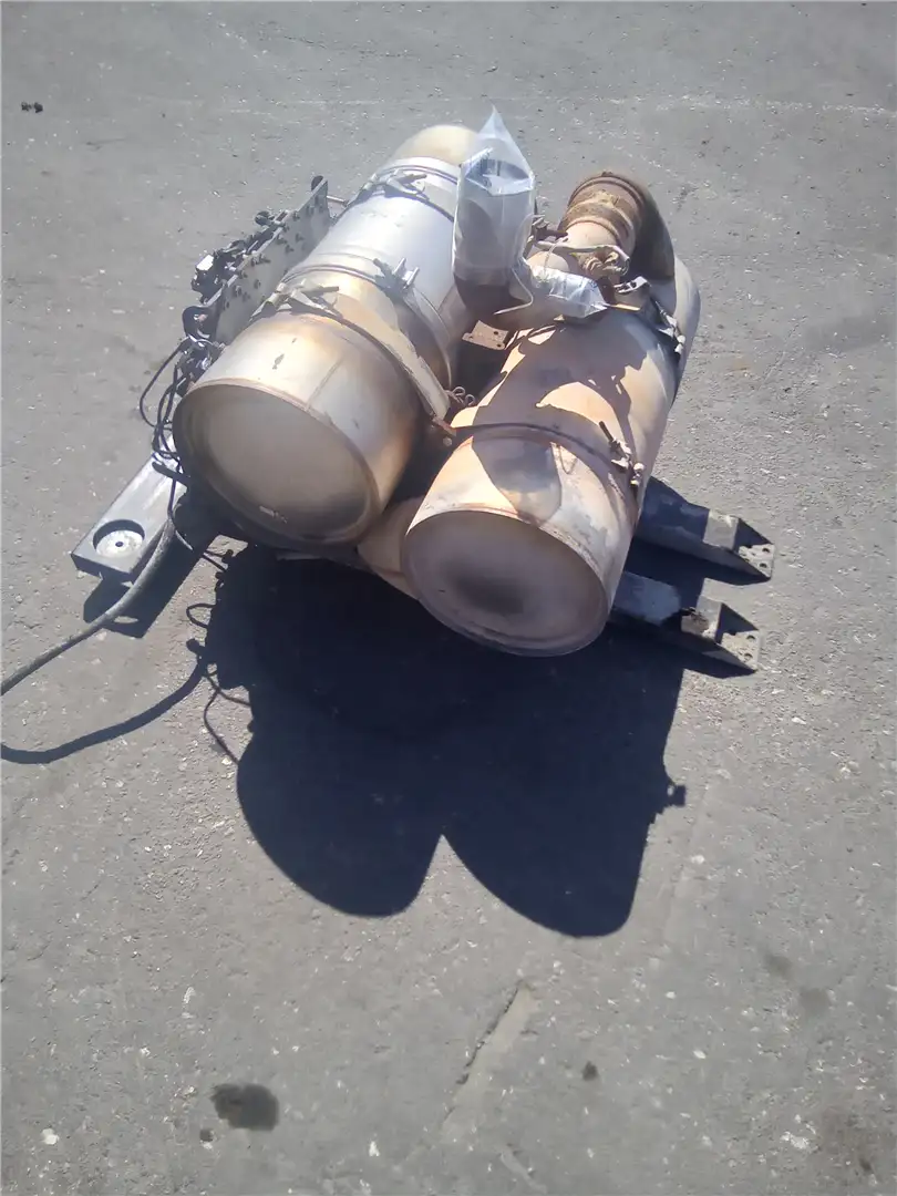 USED CLEAN EMISSIO image