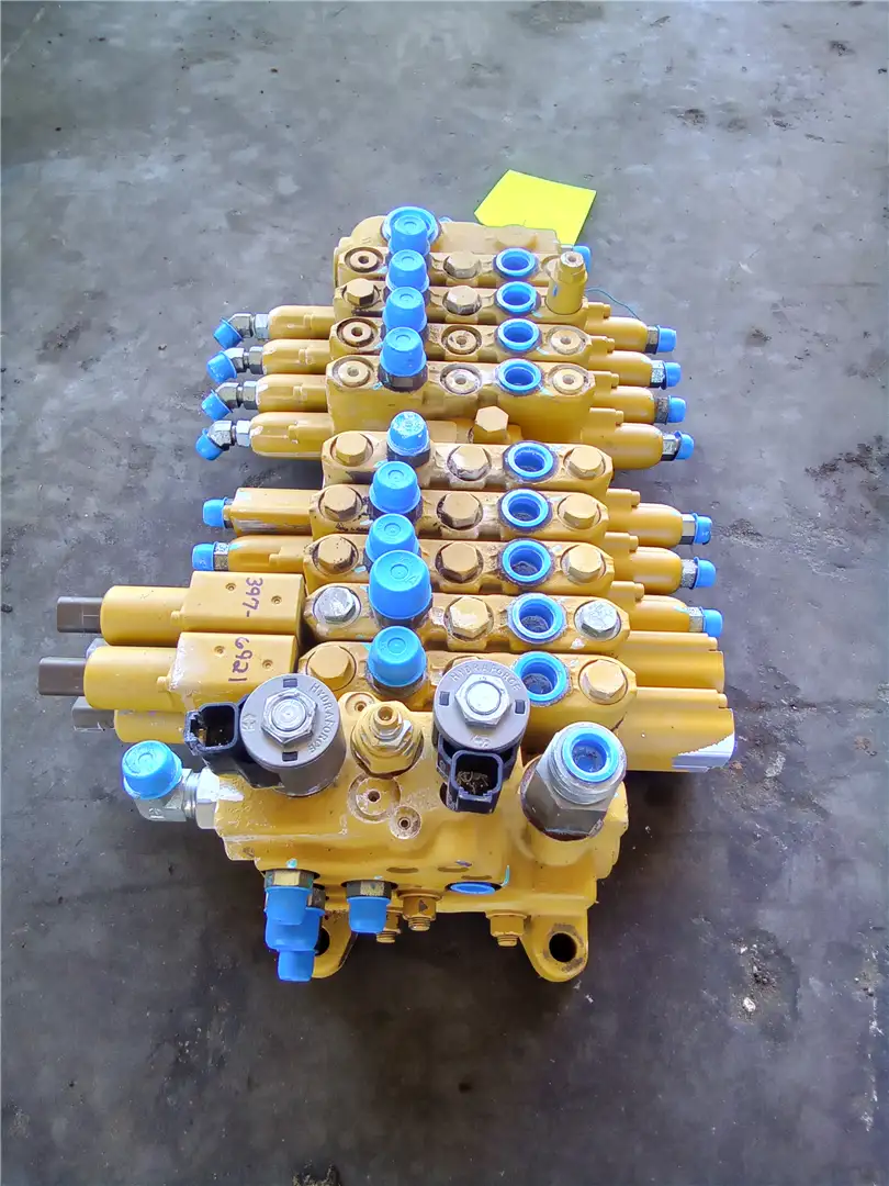 USED MAIN CONTROL image