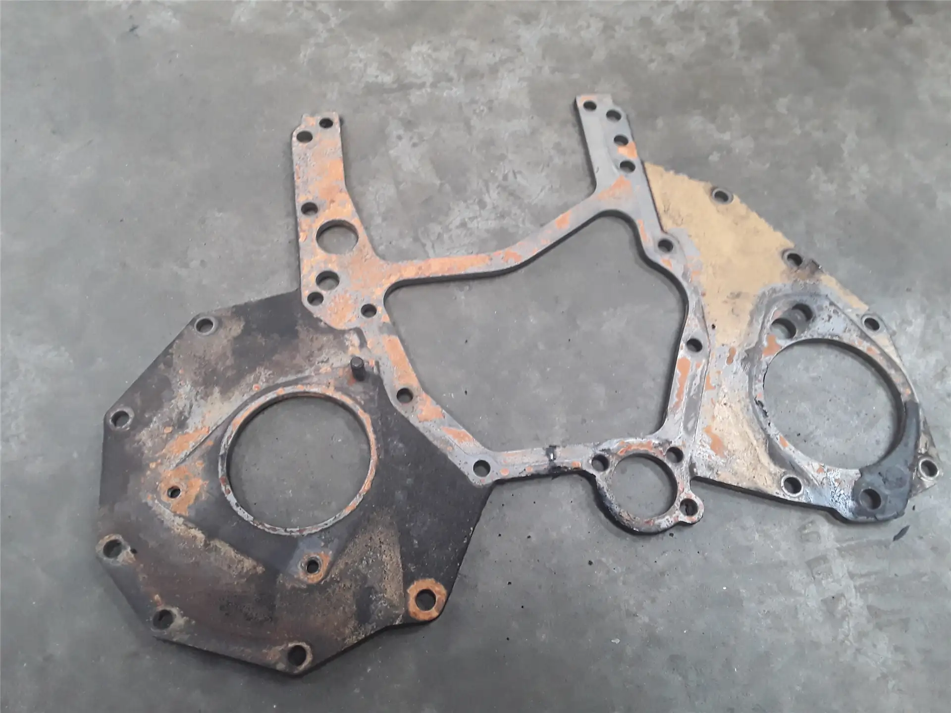 USED PLATE image