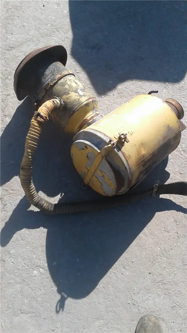 USED AIR CLEANER G image