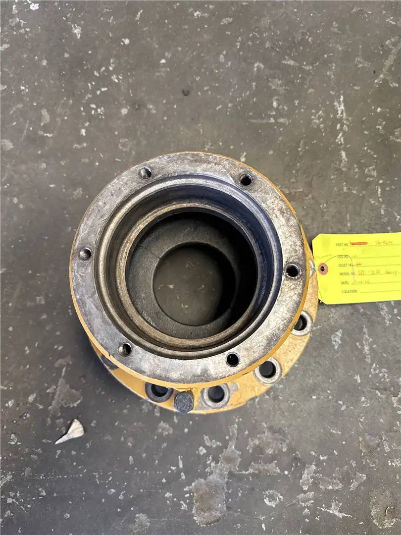 USED DIFF HOUSING image