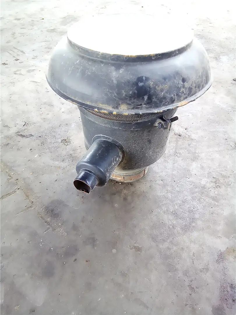 USED PRECLEANER image