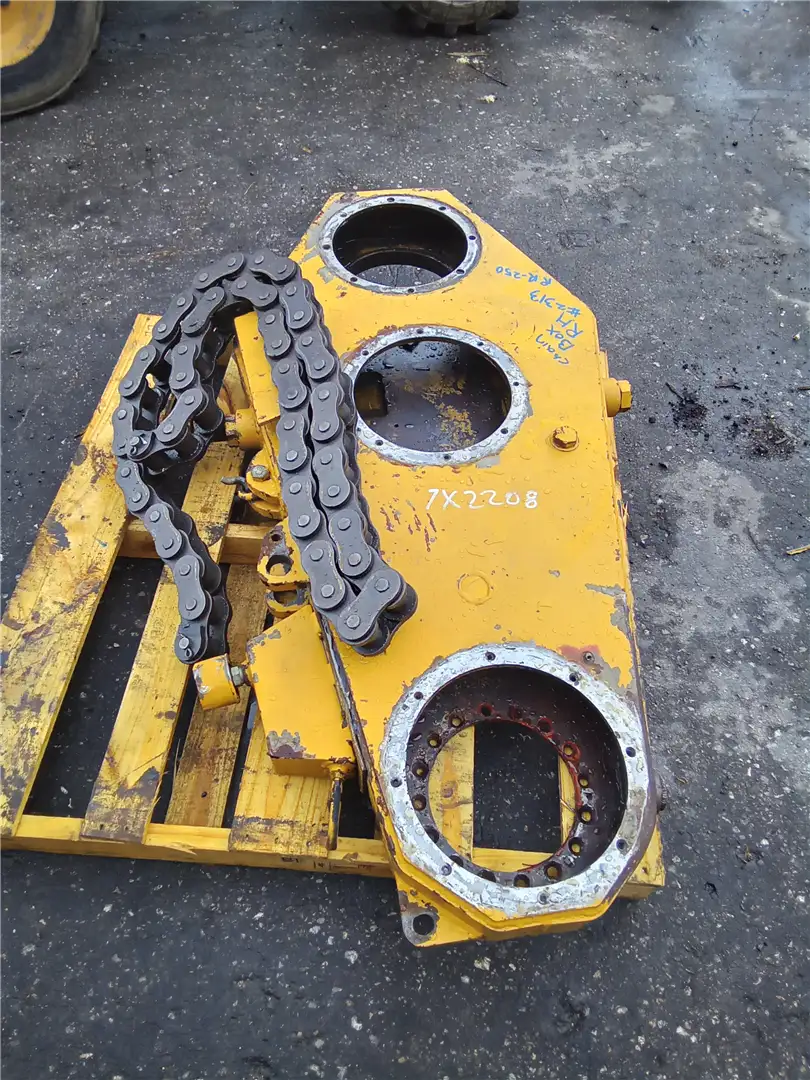 USED CHAIN BOX image