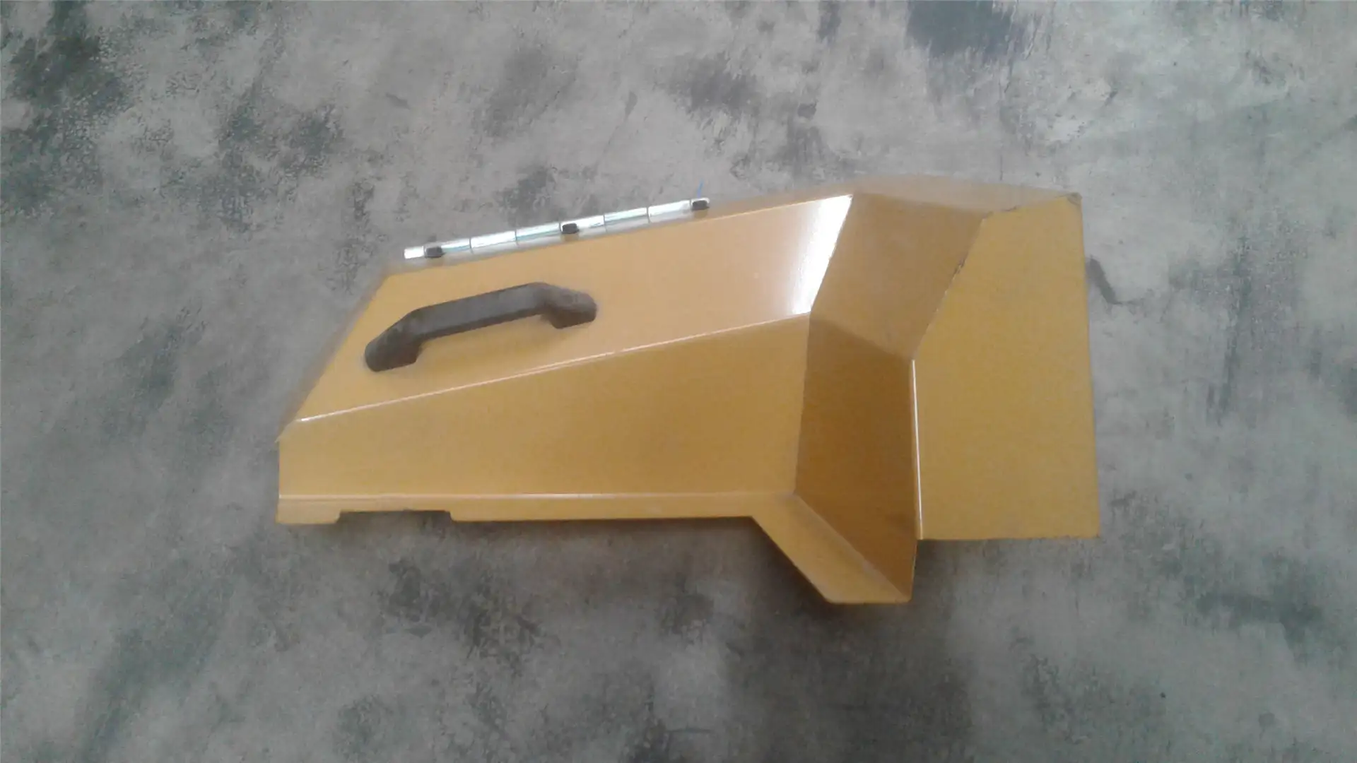 USED COVER AS image