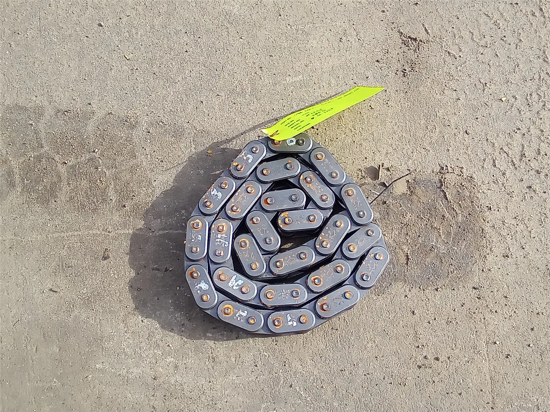 USED CHAIN AS image