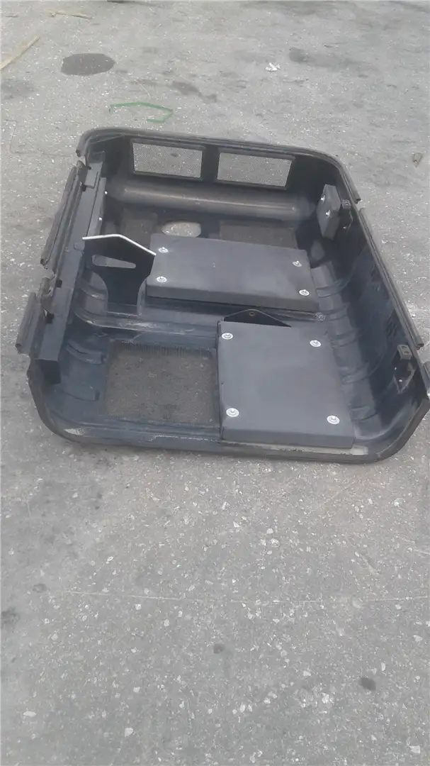 USED HOOD AS image