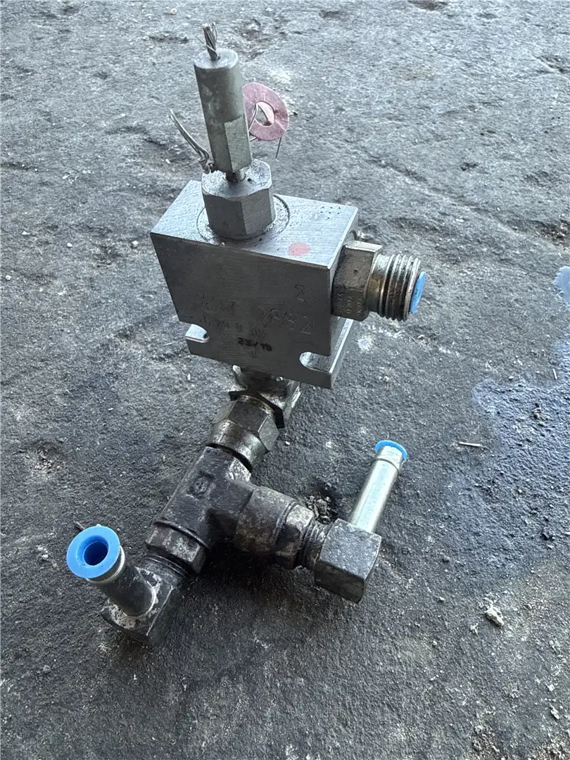 USED VALVE GP image