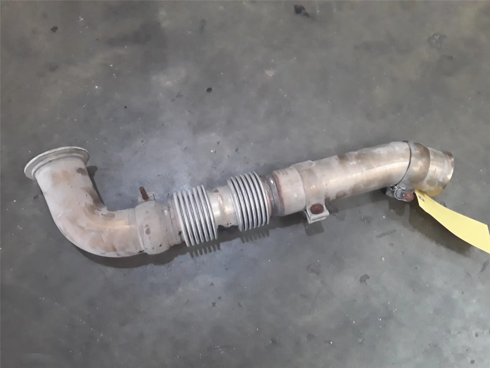 USED EXHAUST PIPE image