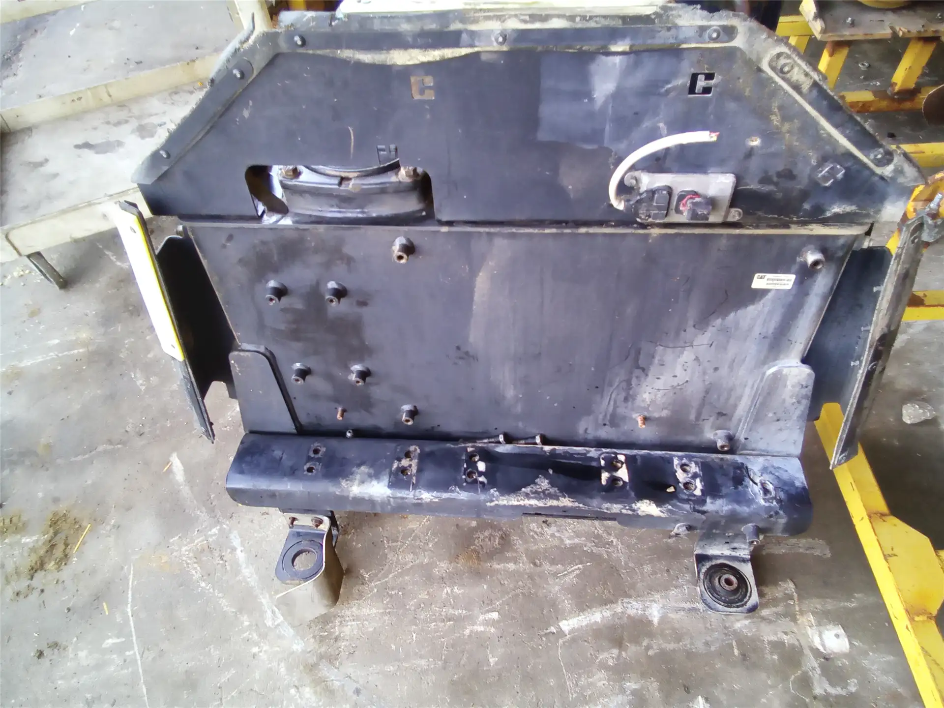 USED HYDRAULIC TAN image