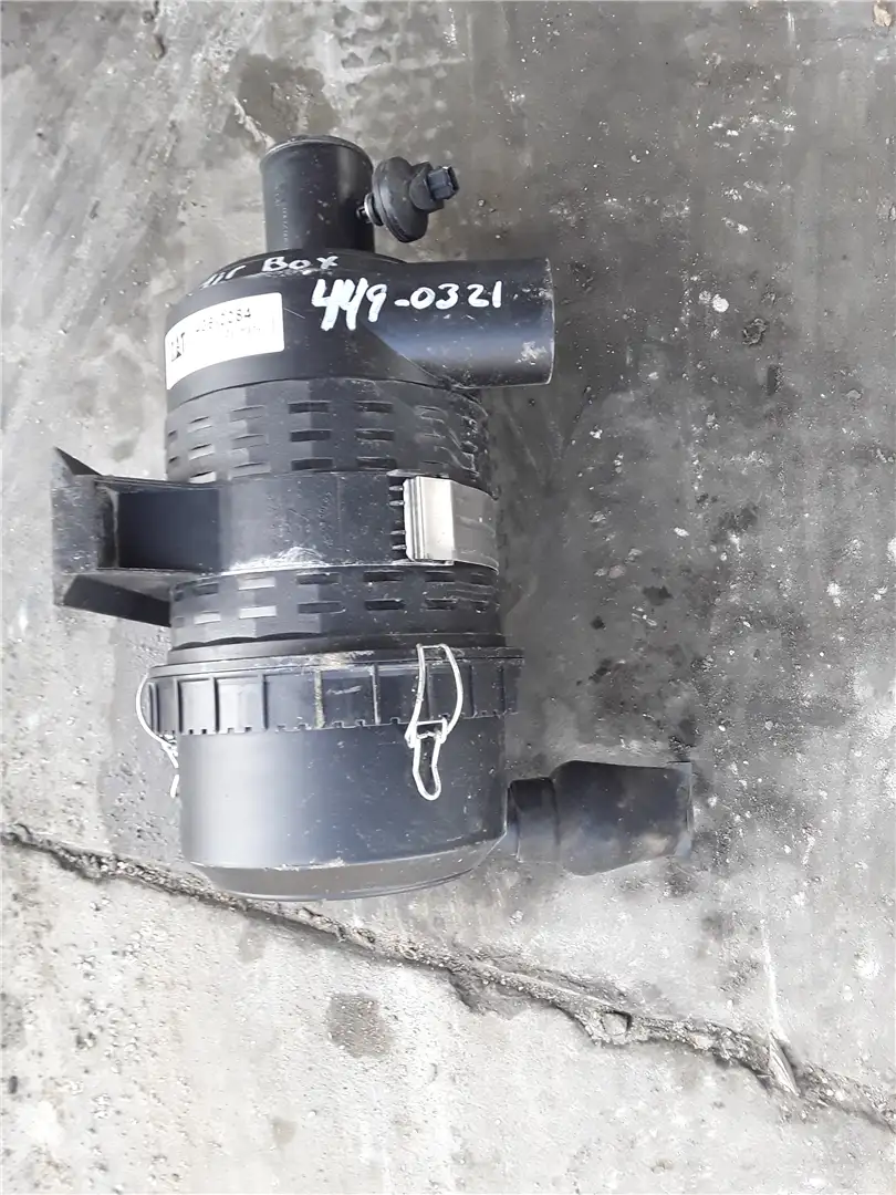 USED AIR CLEANER G image