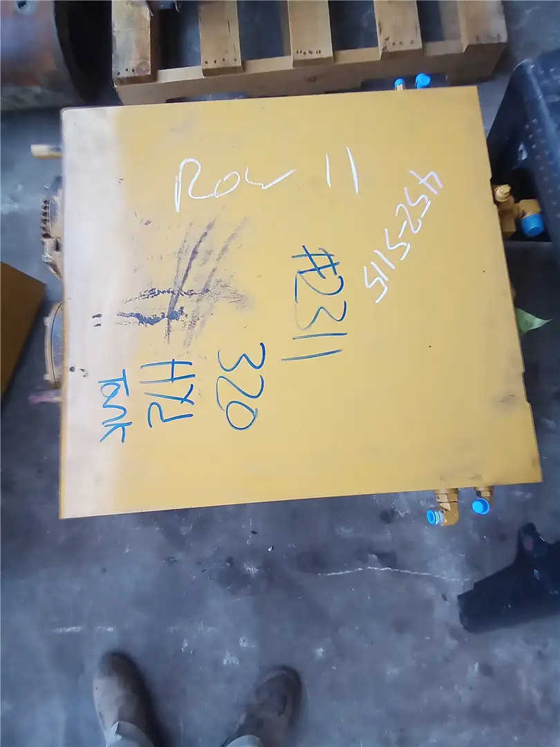 USED HYDRAULIC TAN image