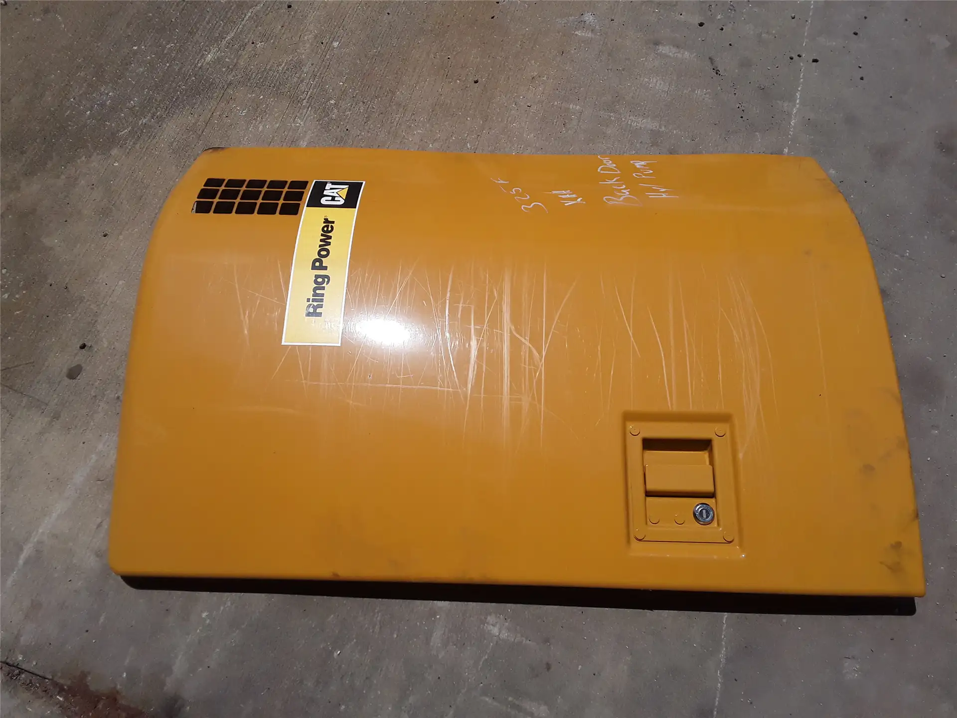 USED DOOR GP-ACCES image
