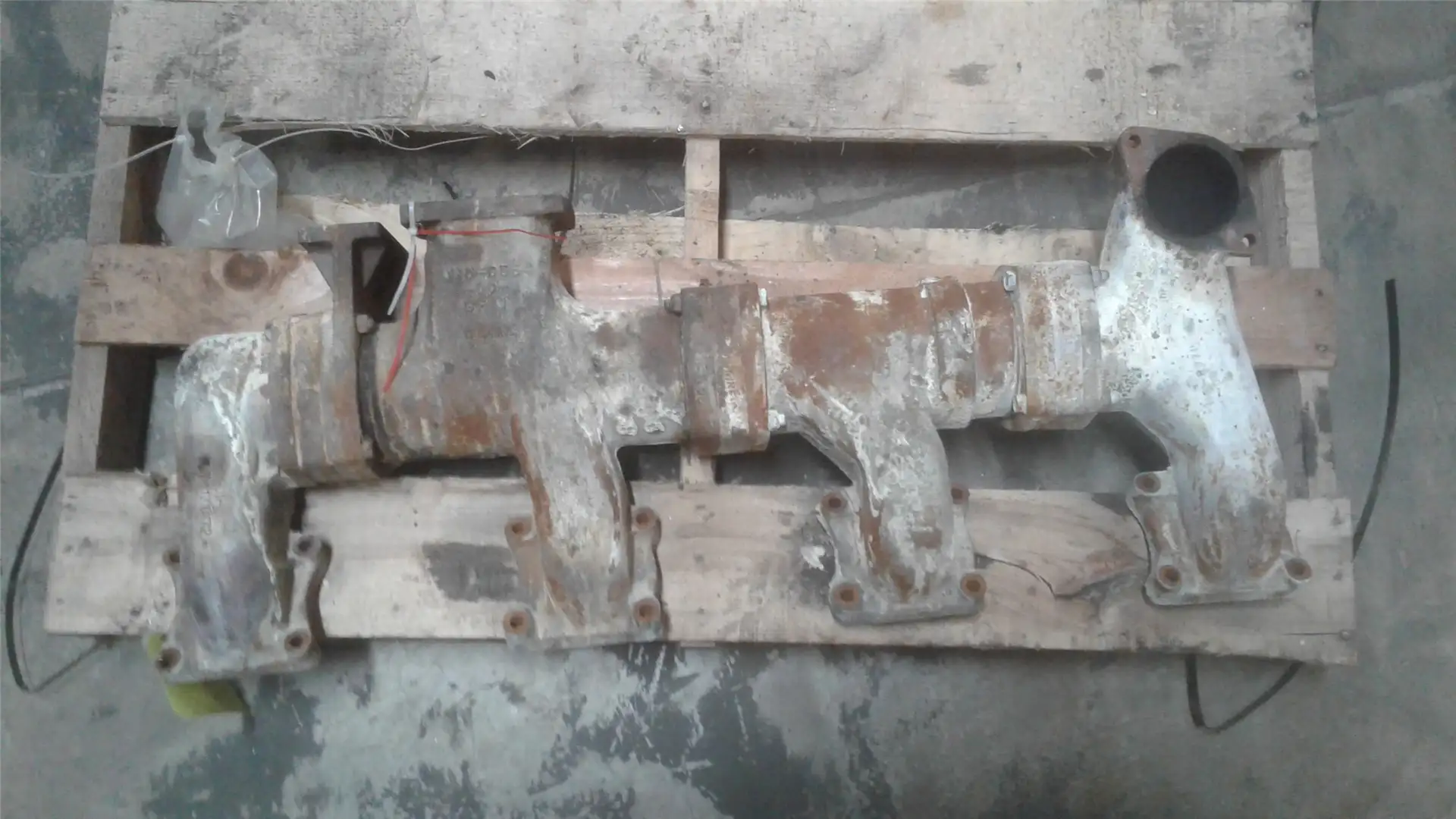 USED MANIFOLD image