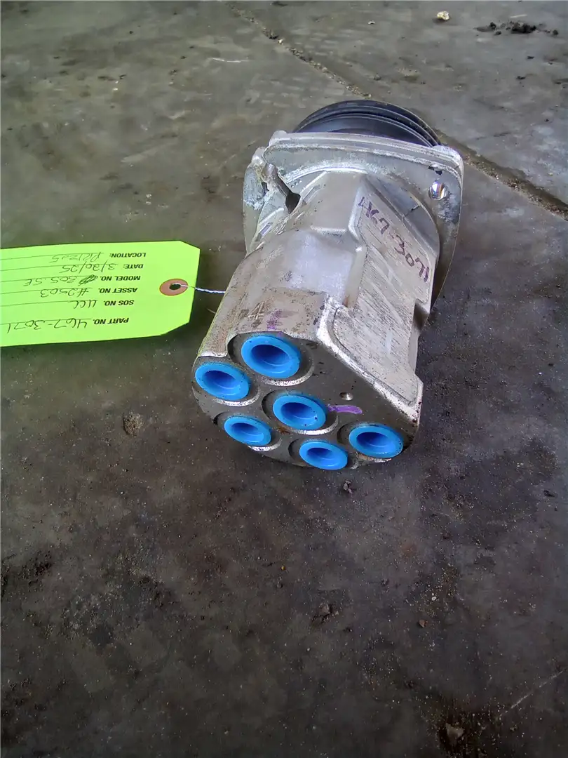 USED PILOT VALVE image
