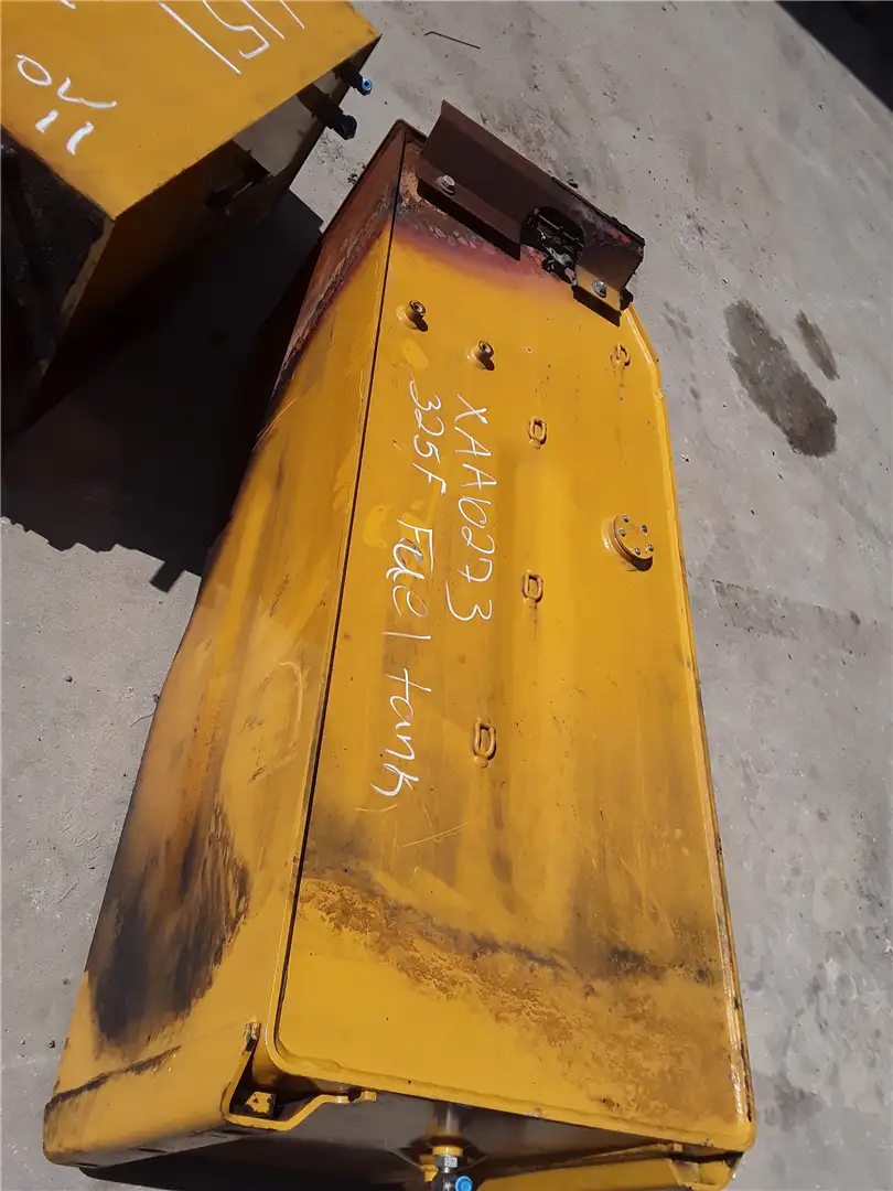 USED FUEL TANK image