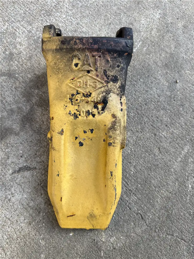 USED TEETH image