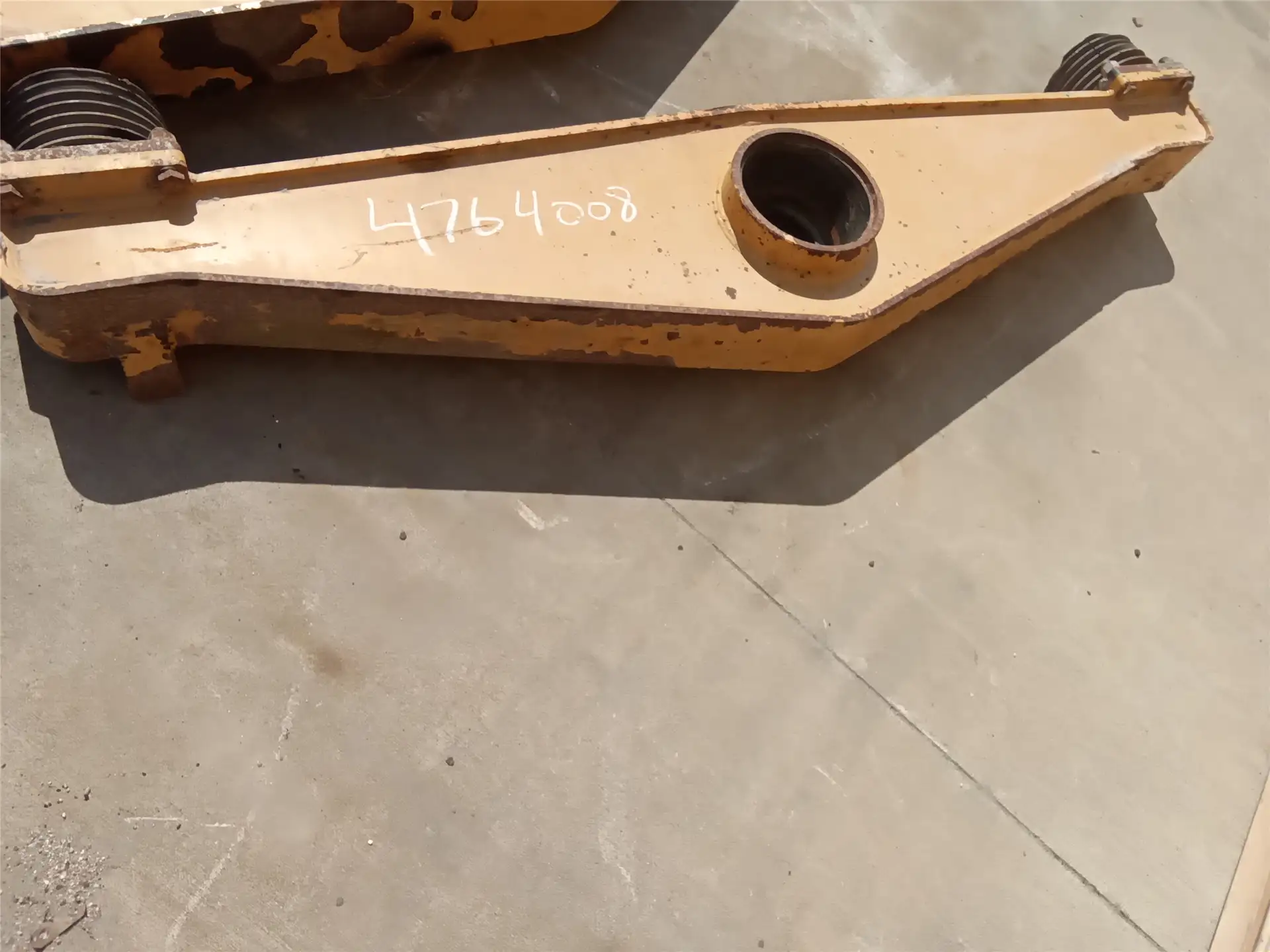 USED RH ARM SUSP image