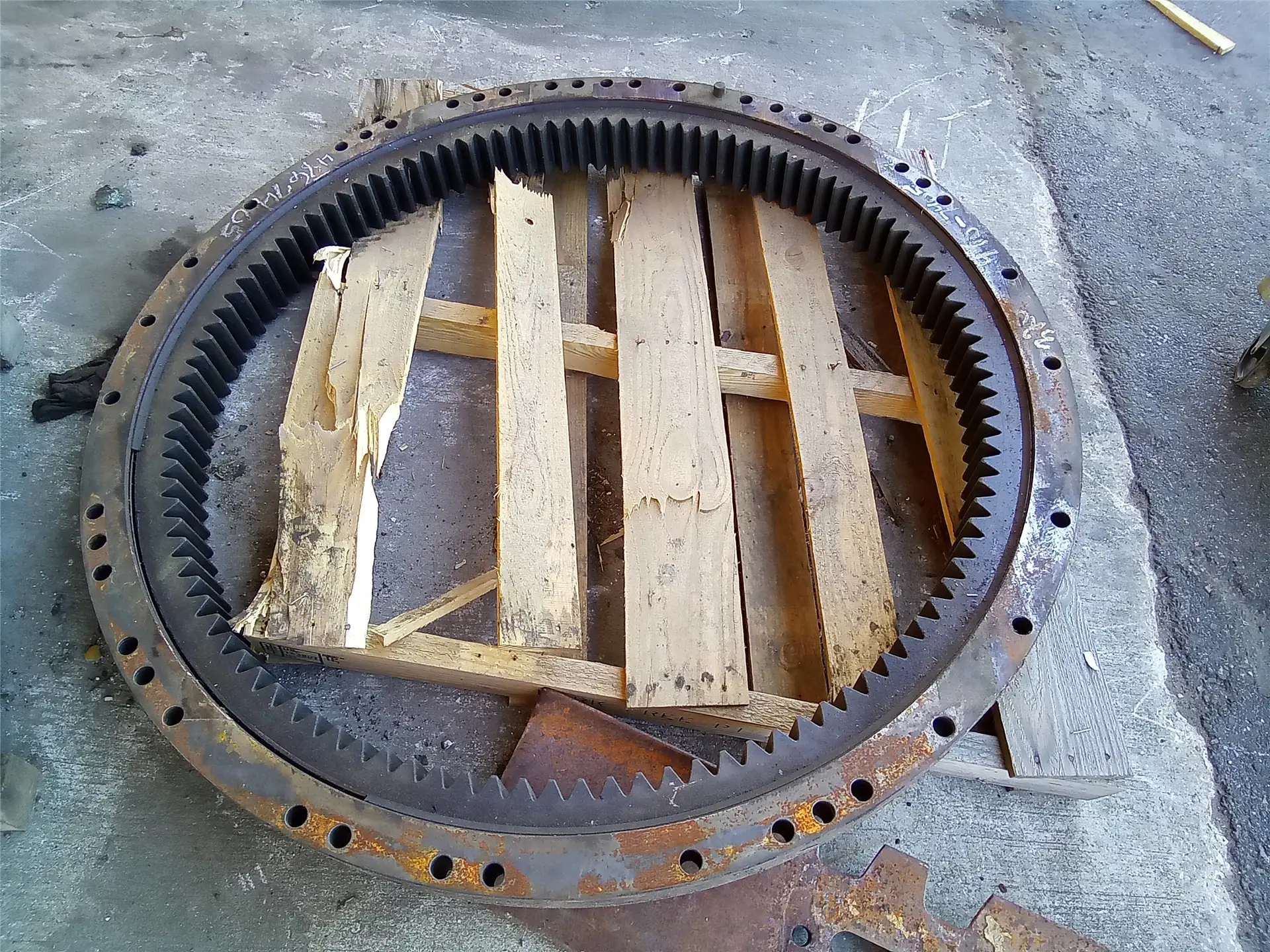 USED SWING GEAR image