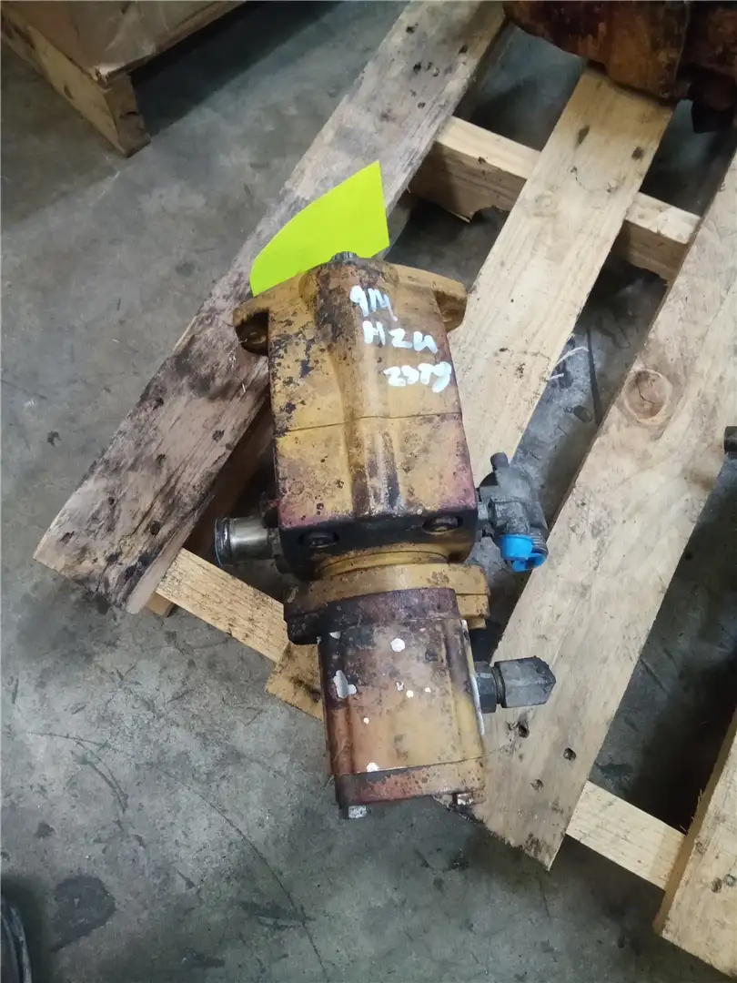 USED STEERING PUMP image