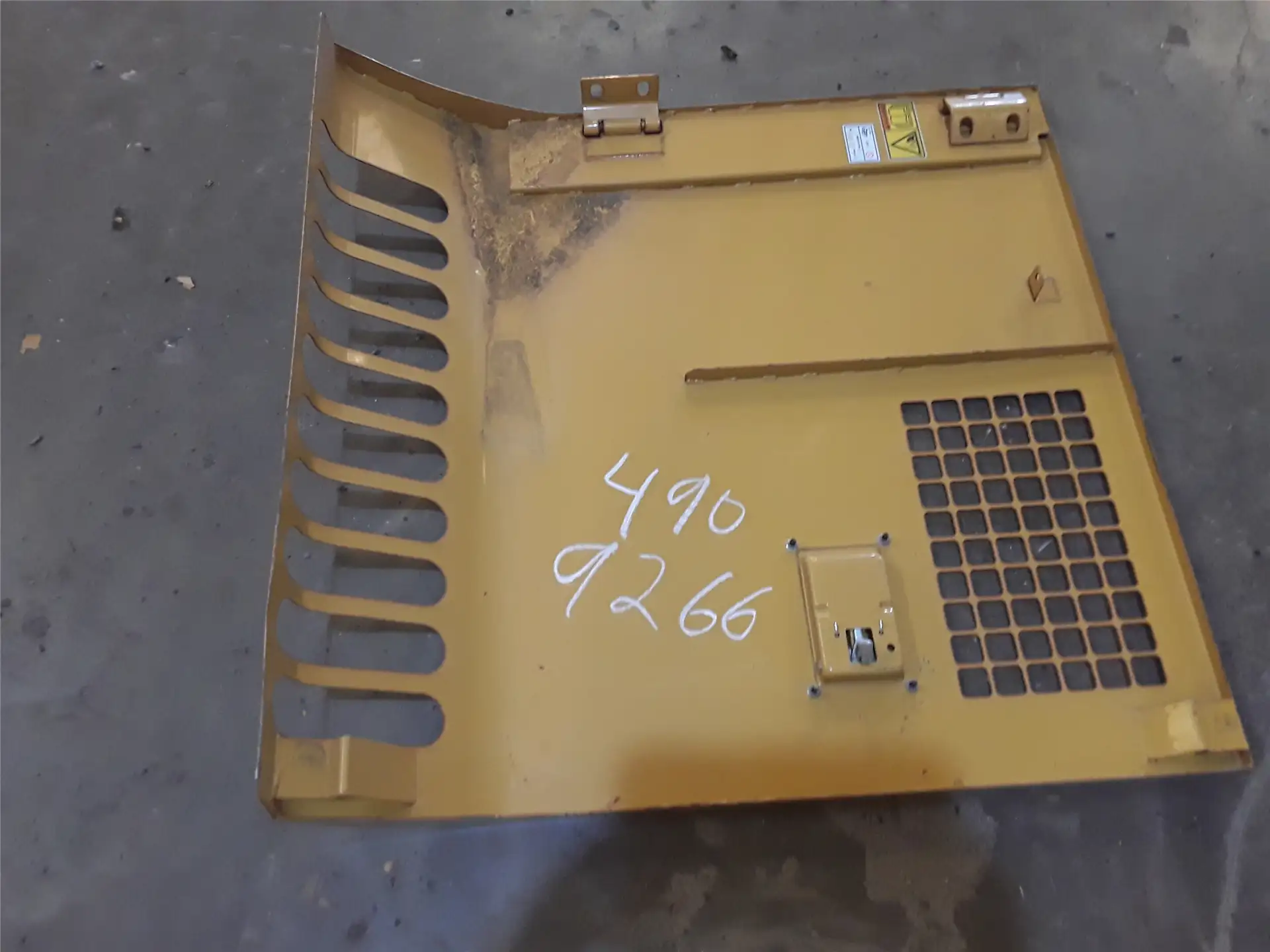 USED DOOR image