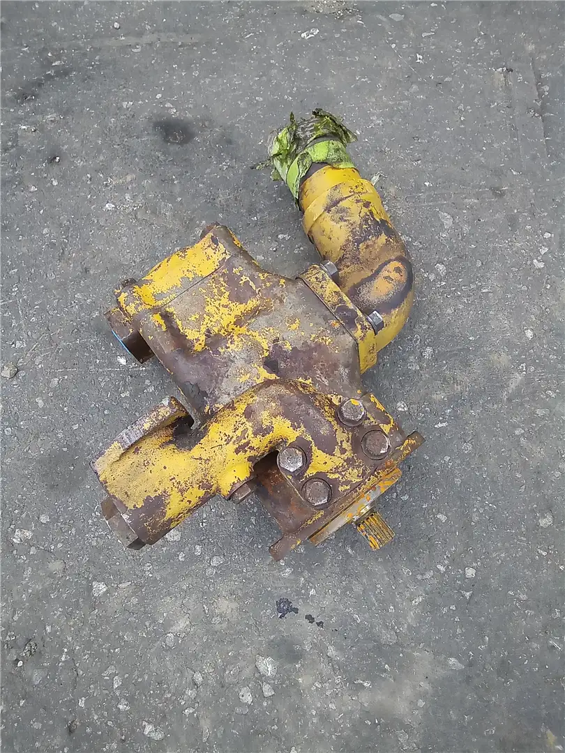USED VANE PUMP image