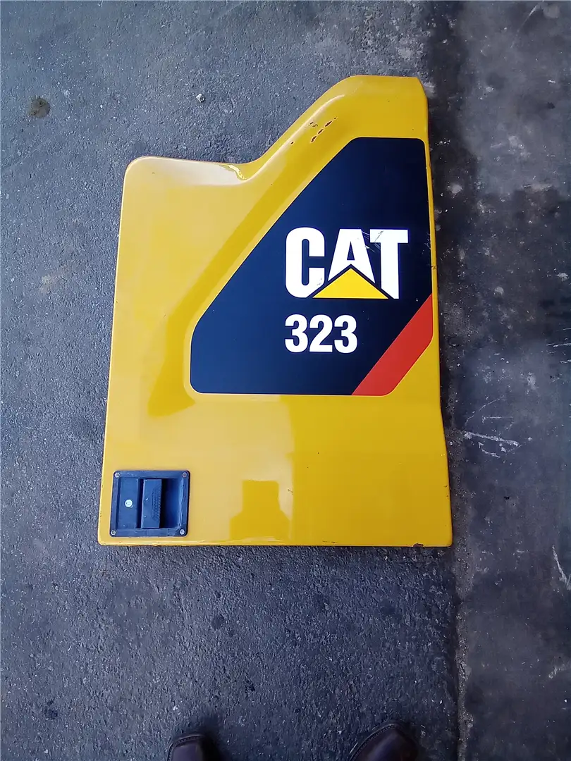 USED DOOR image