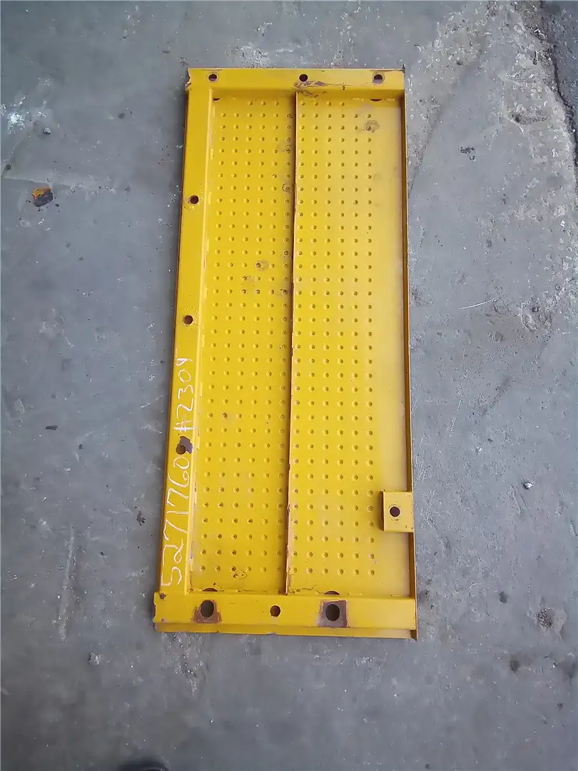 USED COVER image