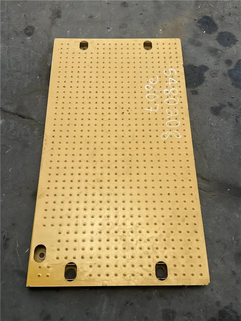 USED COVER AS image