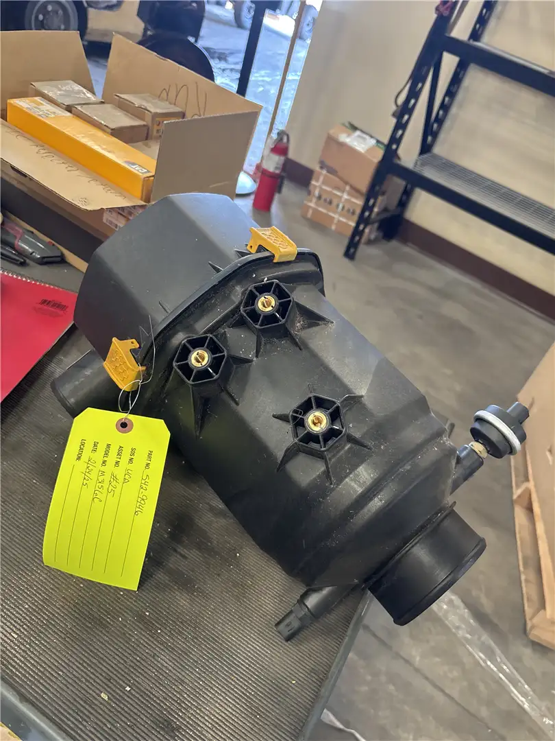 USED AIR CLEANER image