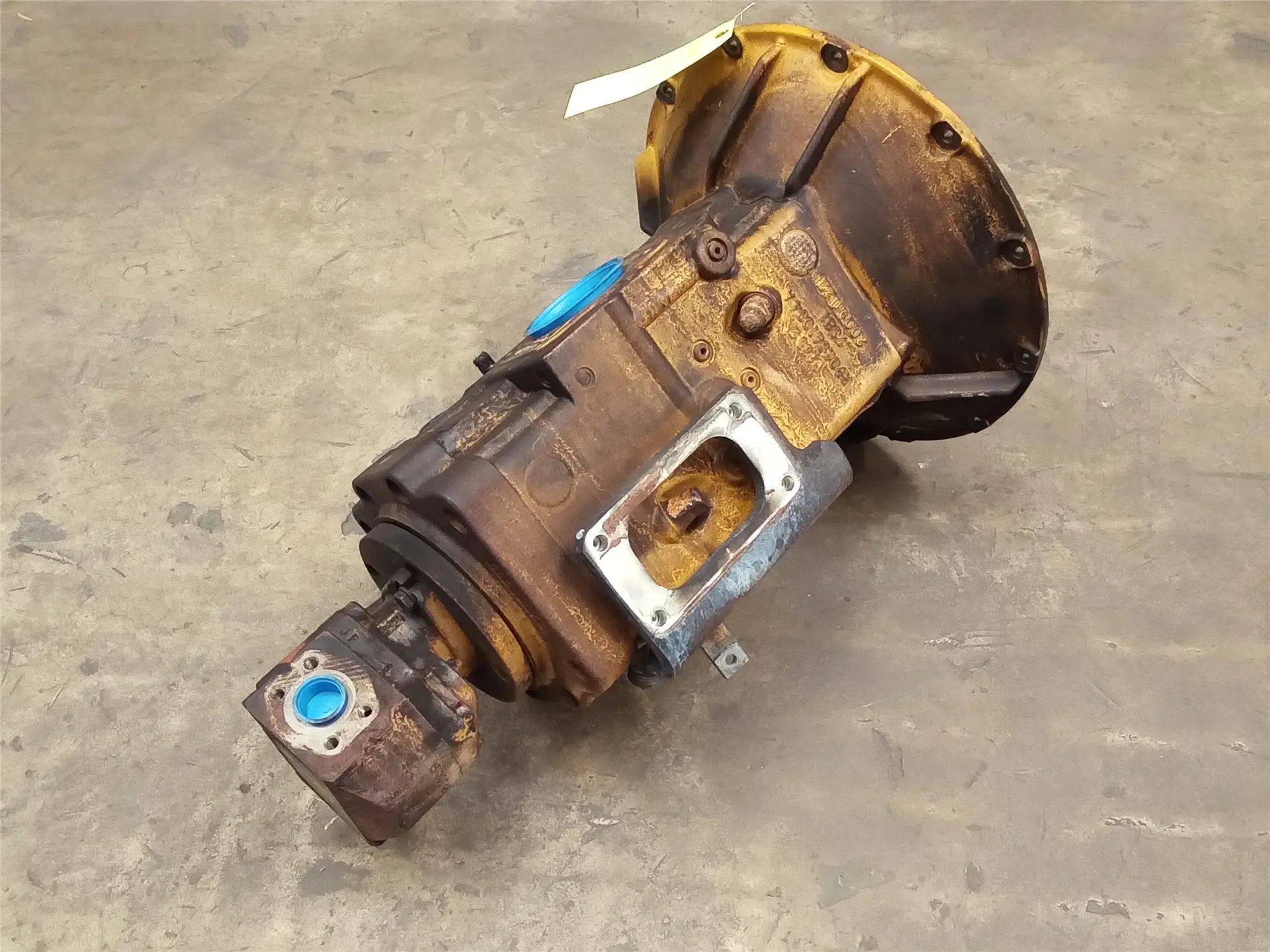 USED HYD PUMP image