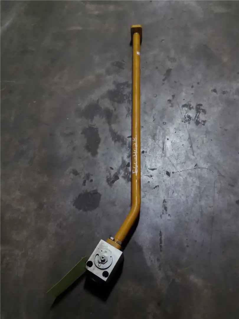 USED TUBE VALVE image