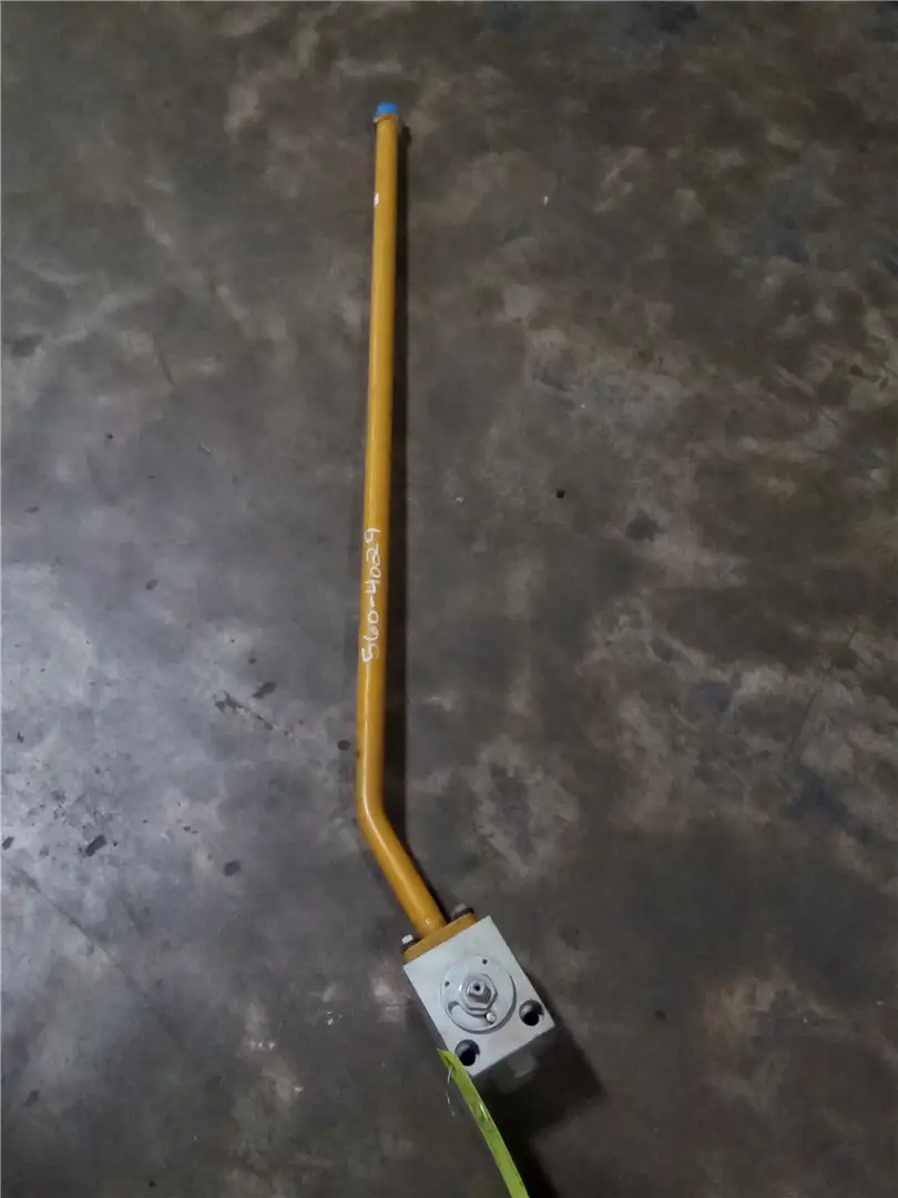 USED TUBE VALVE image
