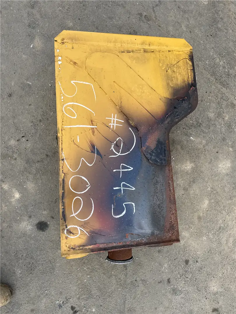 USED FUEL TANK image