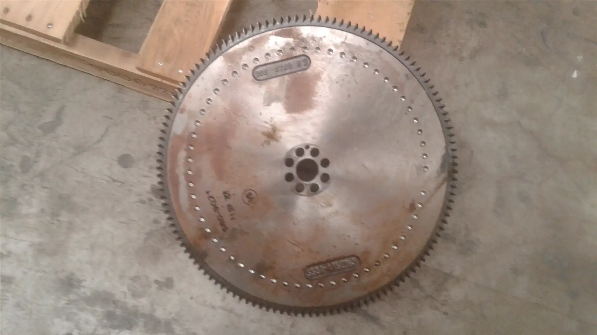USED FLYWHEEL image