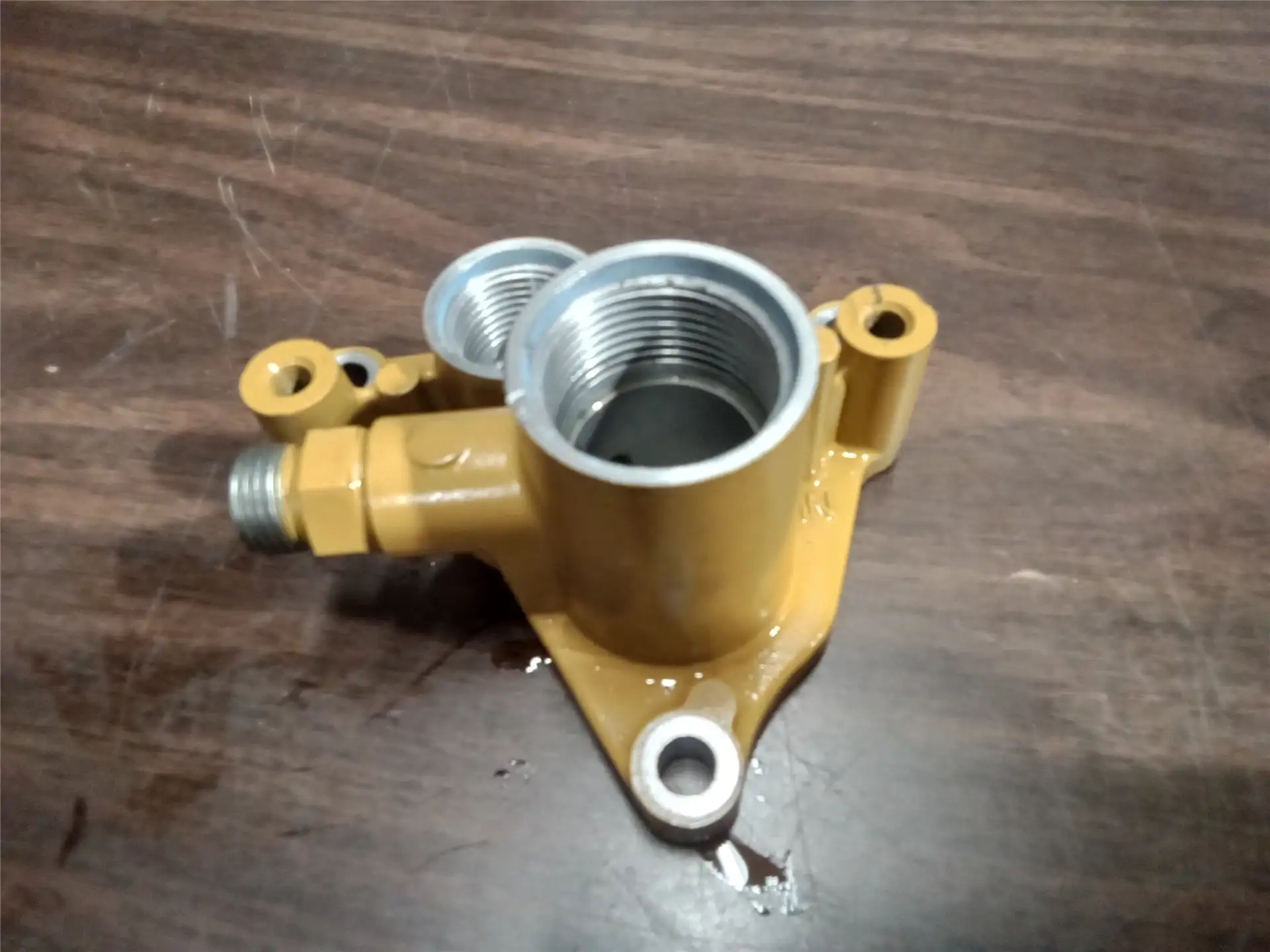 USED ADAPTER image