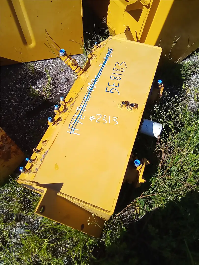 USED HYDRAULIC TAN image
