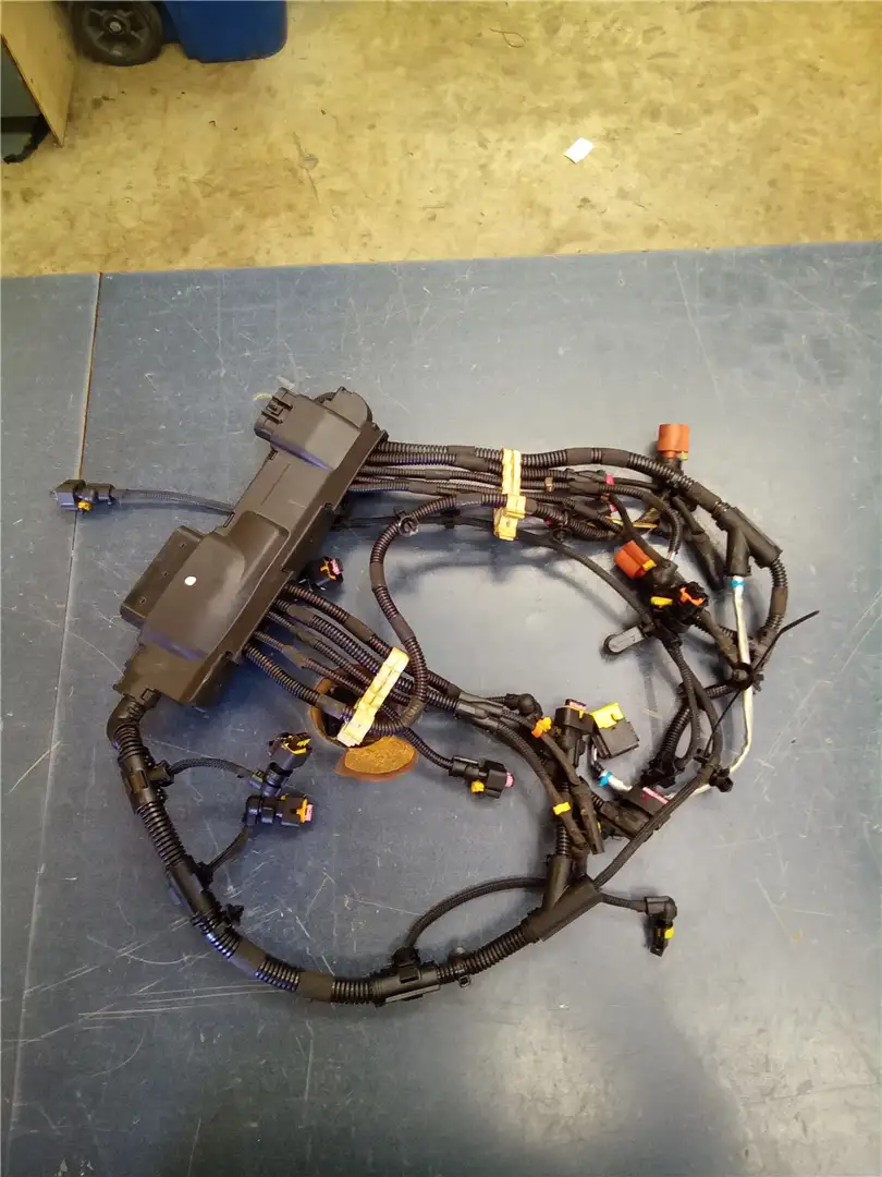 USED WIRING HARNES image