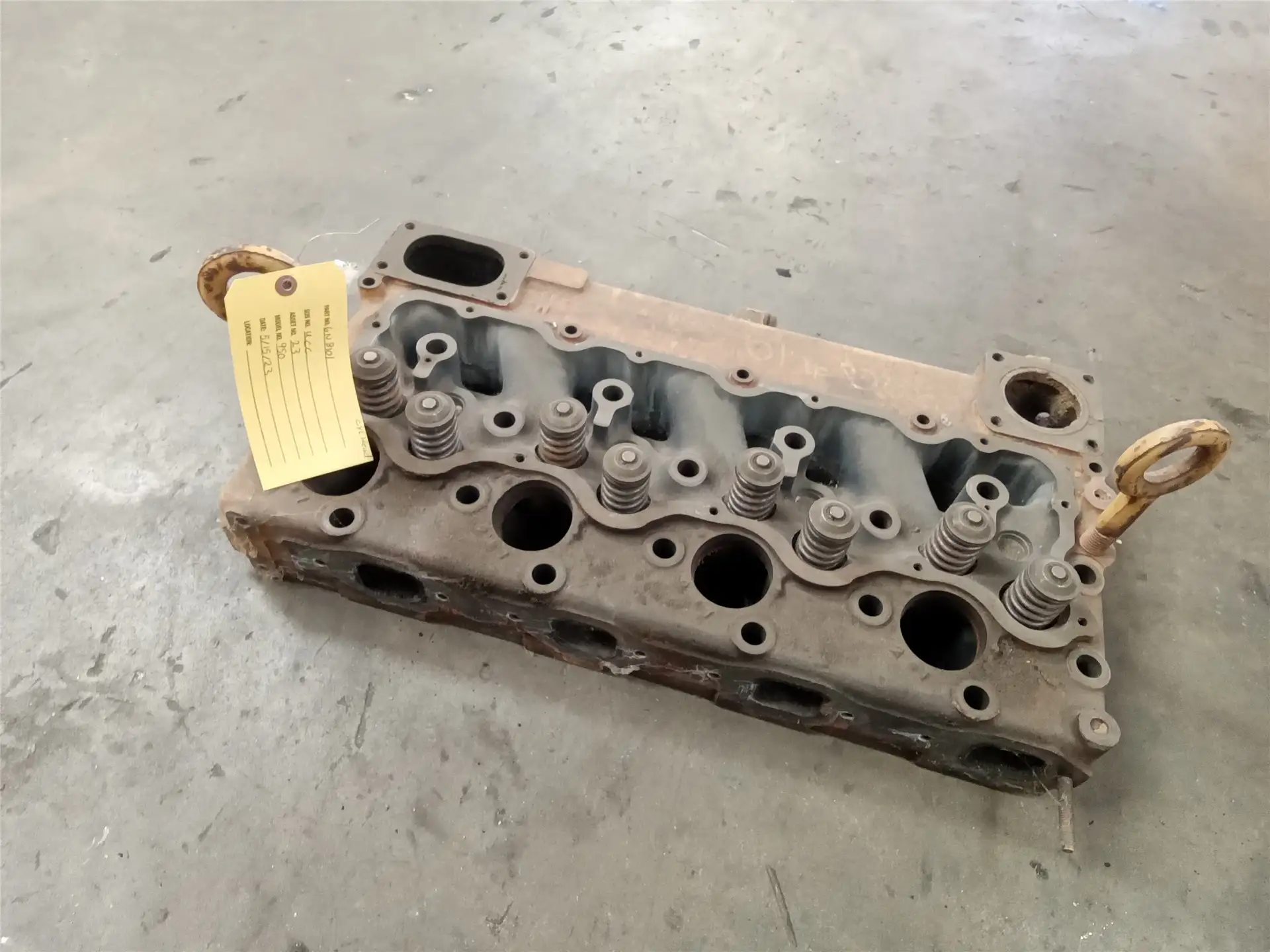 USED CYL HEAD image
