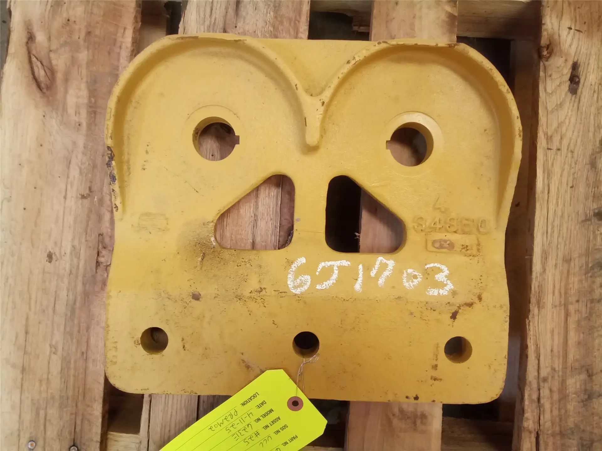 USED BRACKET image